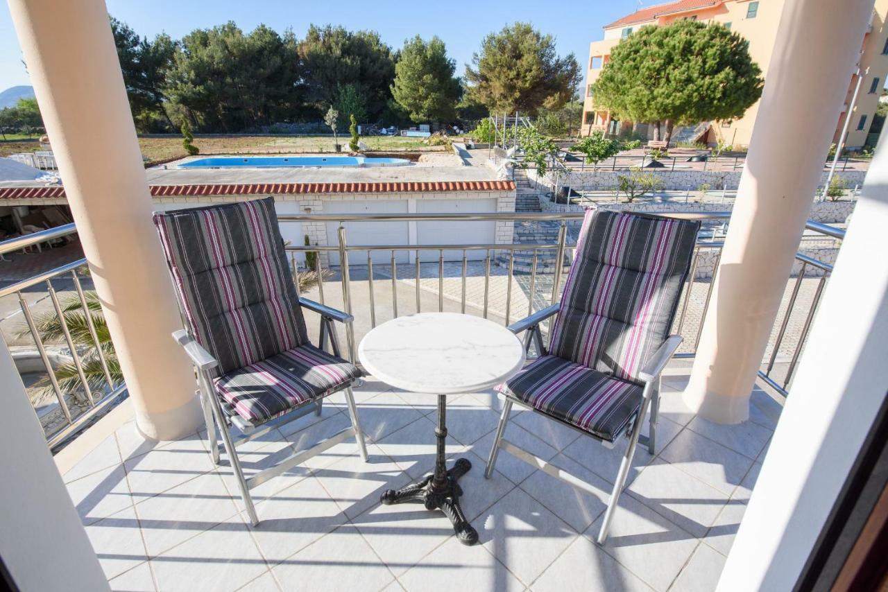 Apartments San Jozef Trogir Exterior foto