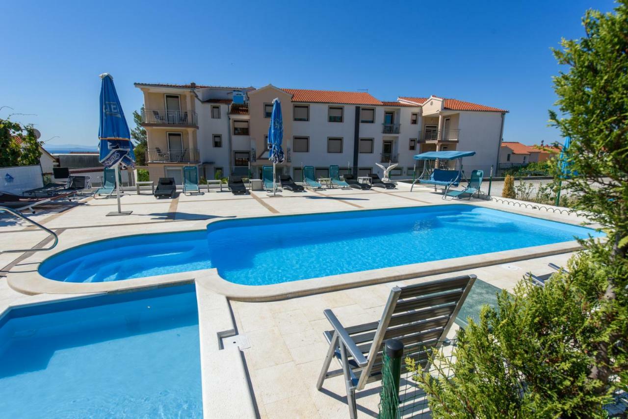 Apartments San Jozef Trogir Exterior foto